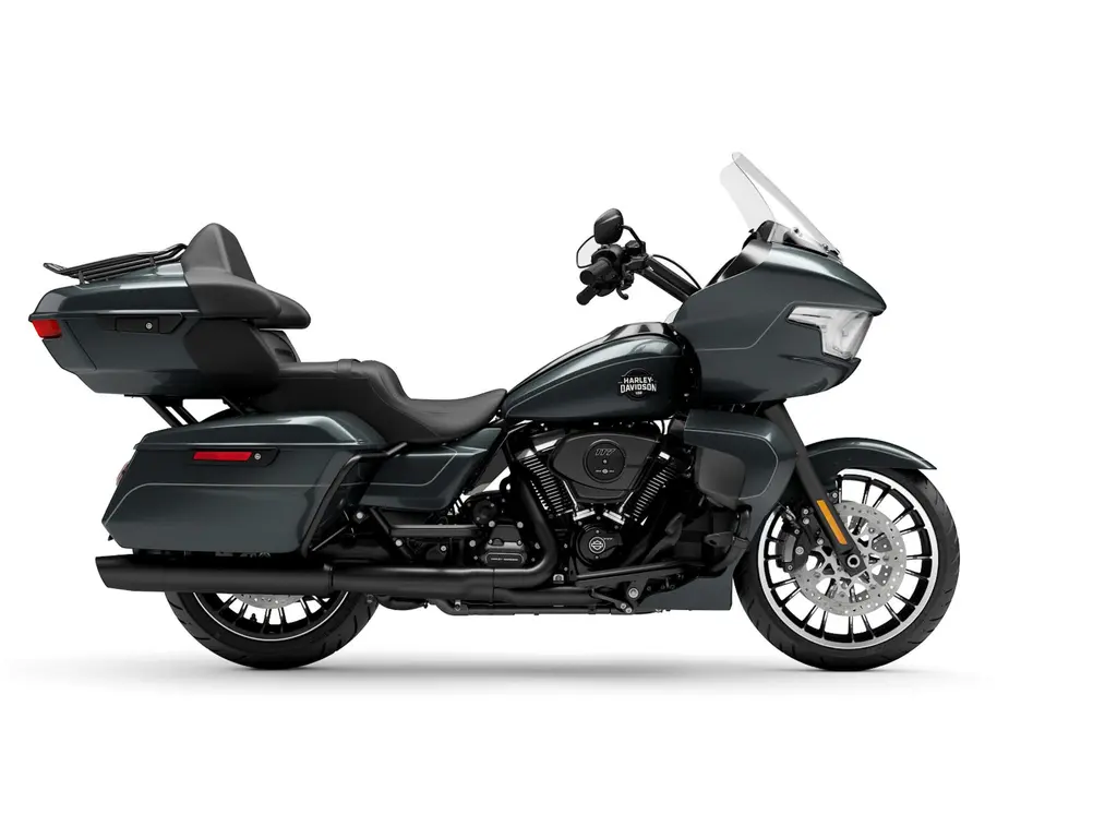2026 Harley-Davidson Road Glide® Limited Iron Horse Metallic (Black Trim)