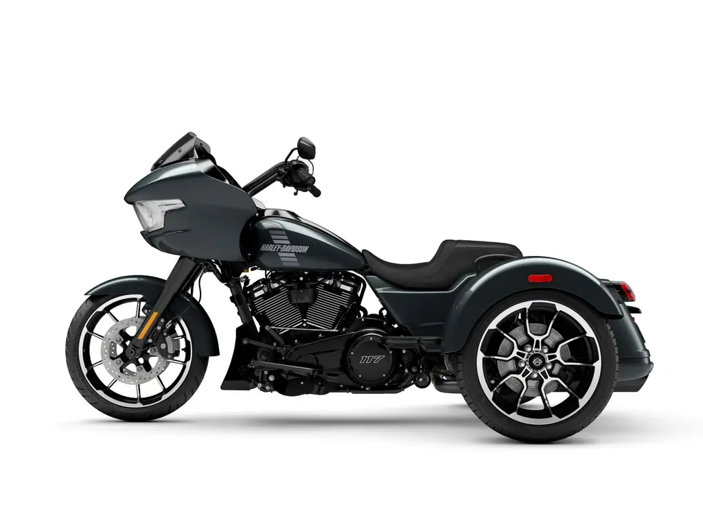 2026 Harley-Davidson Road Glide® 3 Iron Horse Metallic