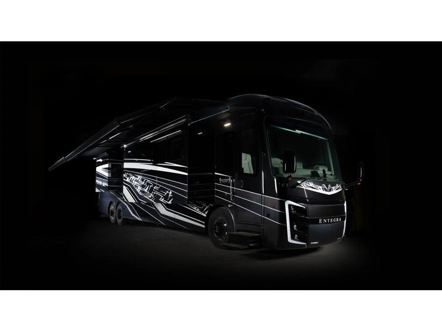 Entegra Coach Aspire Aspire 44B 2026 alt