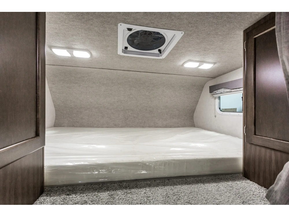 2026 Westland Travelaire Travelaire 7.6 Mid-Size alt