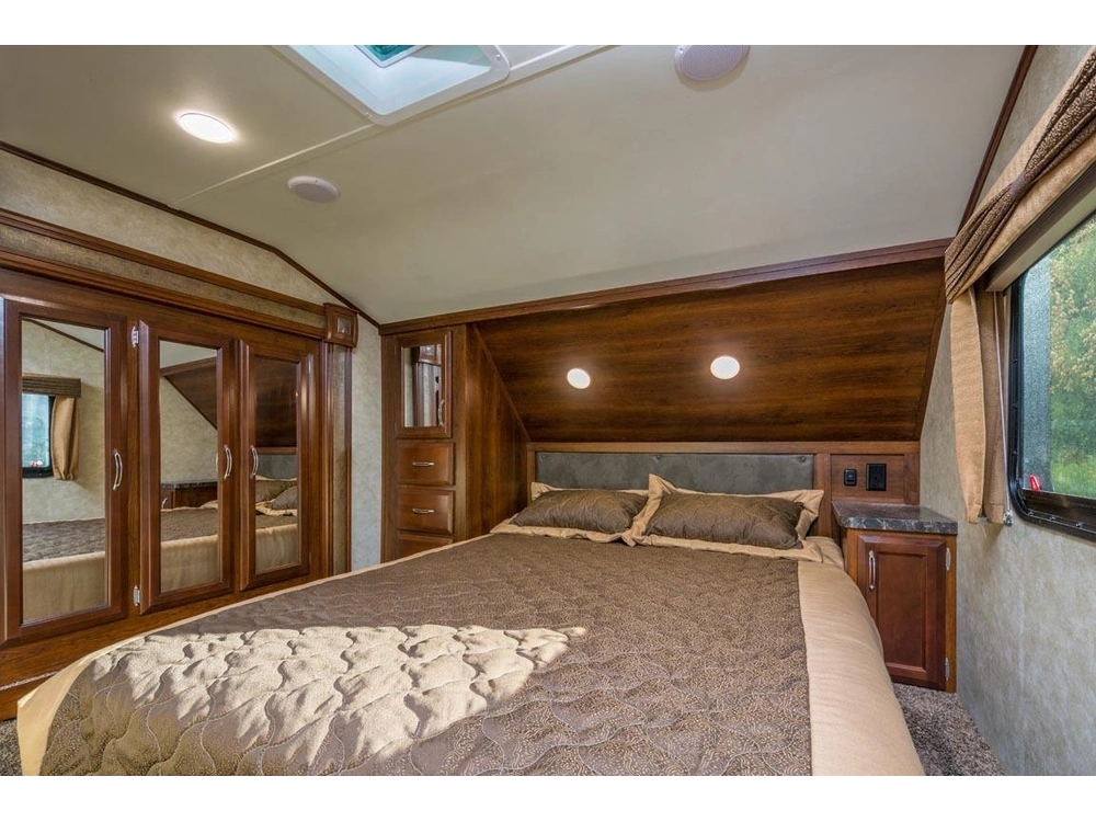 2026 Gulf Stream Sedona Sedona 26FRKW alt