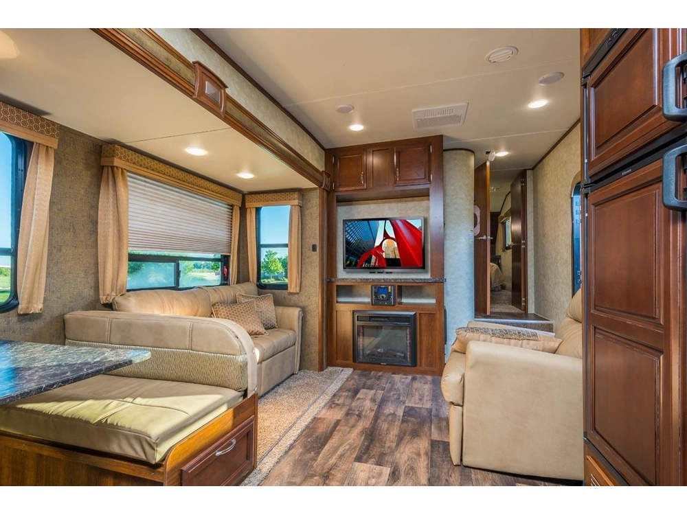 Gulf Stream Sedona Sedona 26FRKW 2026 alt