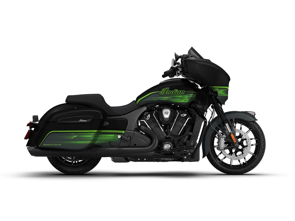 2026 Indian Motorcycle Chieftain PowerPlus Dark Horse Signature Series Chieftain PowerPlus Dark Horse Signature Series Abyss Metallic / Cypher Green alt