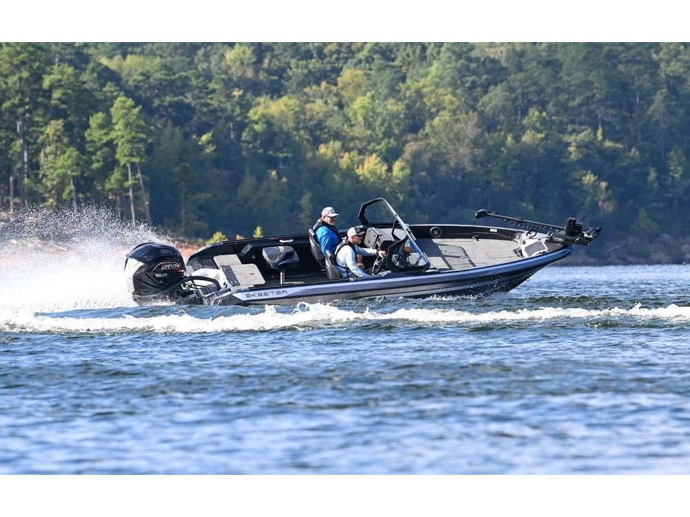2027 Skeeter WXR WXR1910F alt