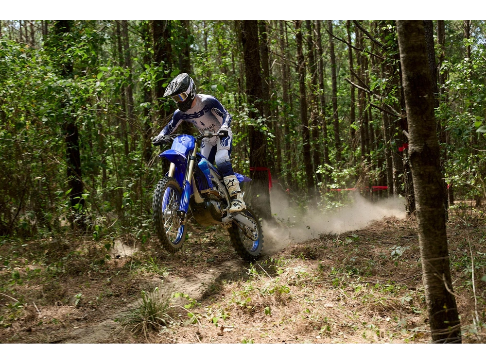 2027 Yamaha YZ450FX YZ450FX Team Yamaha Blue alt