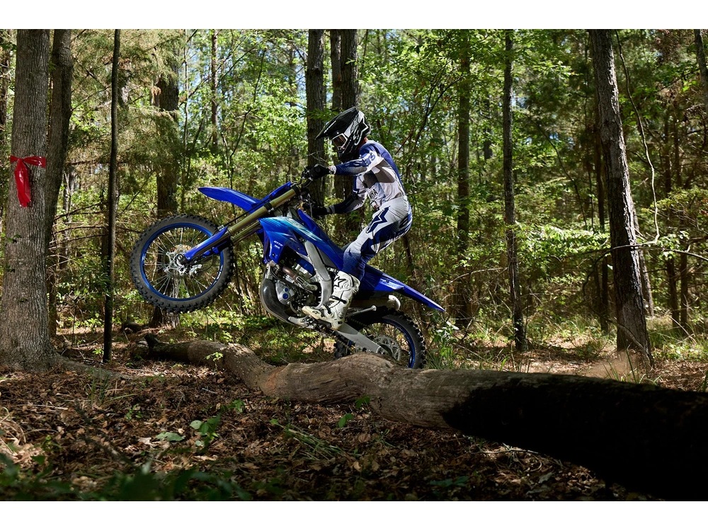 2027 Yamaha YZ450FX YZ450FX Team Yamaha Blue alt