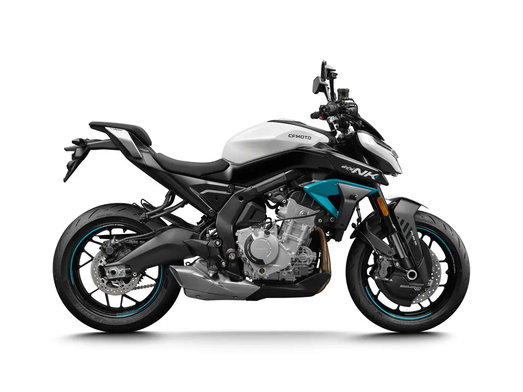 2027 CFMOTO 675NK Glacier White