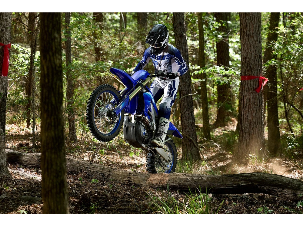 2027 Yamaha YZ450FX YZ450FX Team Yamaha Blue alt