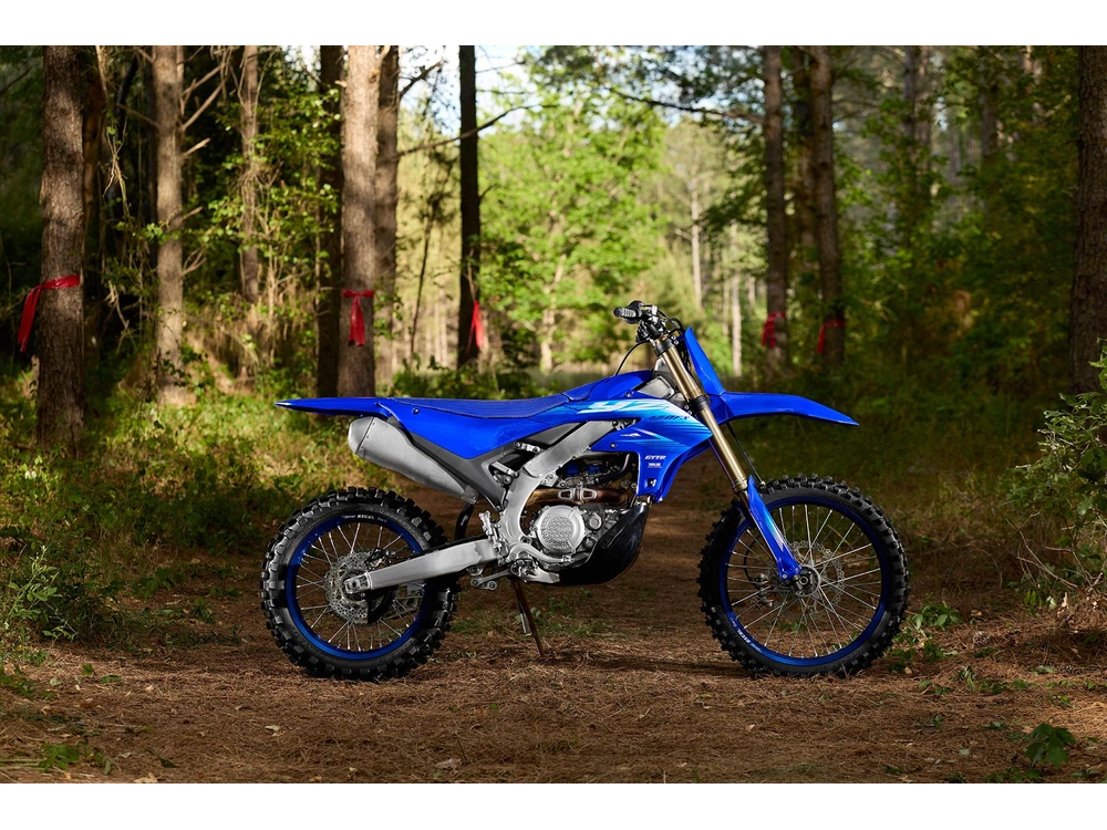 2027 Yamaha YZ450FX YZ450FX Team Yamaha Blue alt