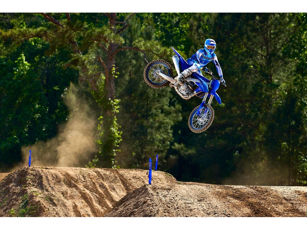 2027 Yamaha YZ450F YZ450F Team Yamaha Blue alt