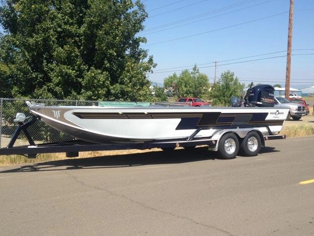 2027 Willie Boats Fuzion Fuzion 2072