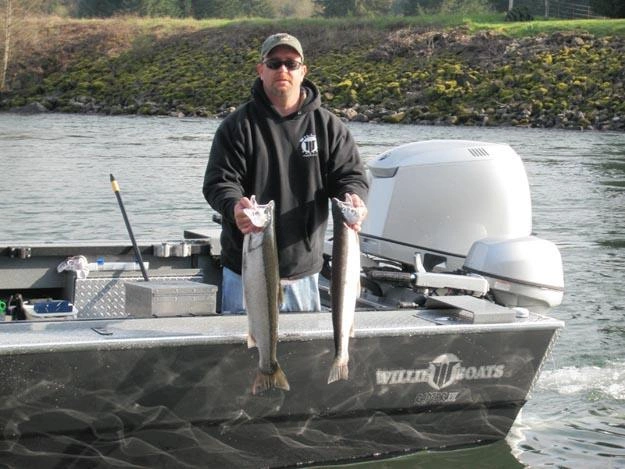 2027 Willie Boats Raptor Raptor 2072 Forward Helm