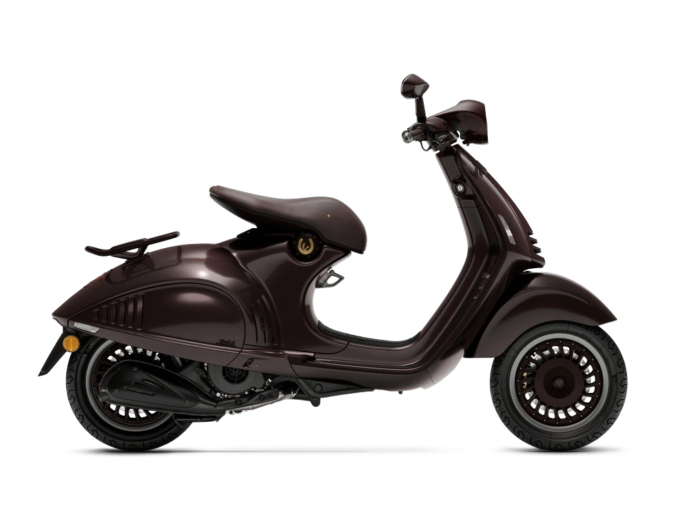 2026 Vespa Vespa 946 Horse 150 Marrone