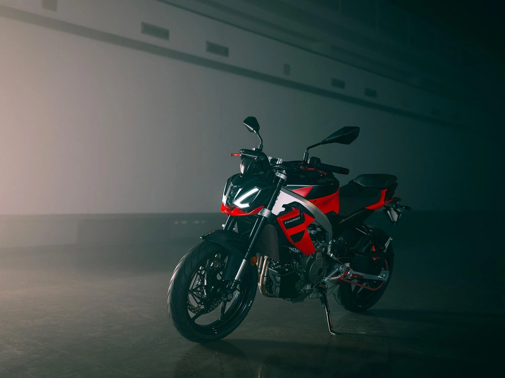 2027 Aprilia Tuono 457 Tuono 457 Mantis Purple