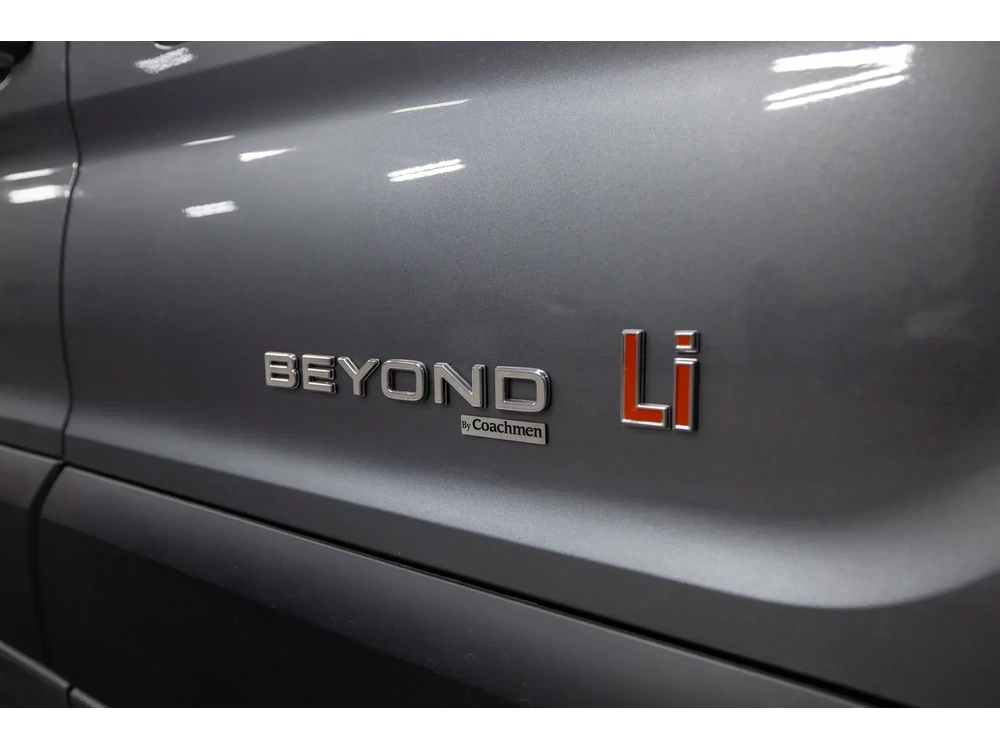 Coachmen Beyond Class B Beyond Class B 22C 2027 alt