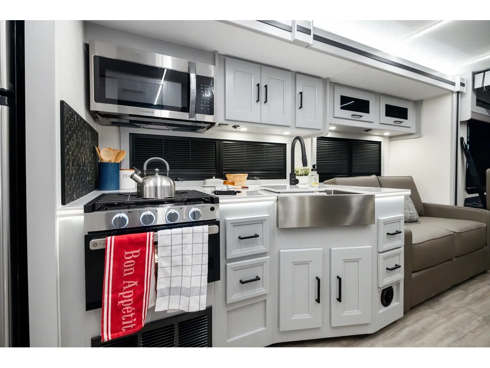 2027 Coachmen Mirada Class A Mirada Class A 29FW