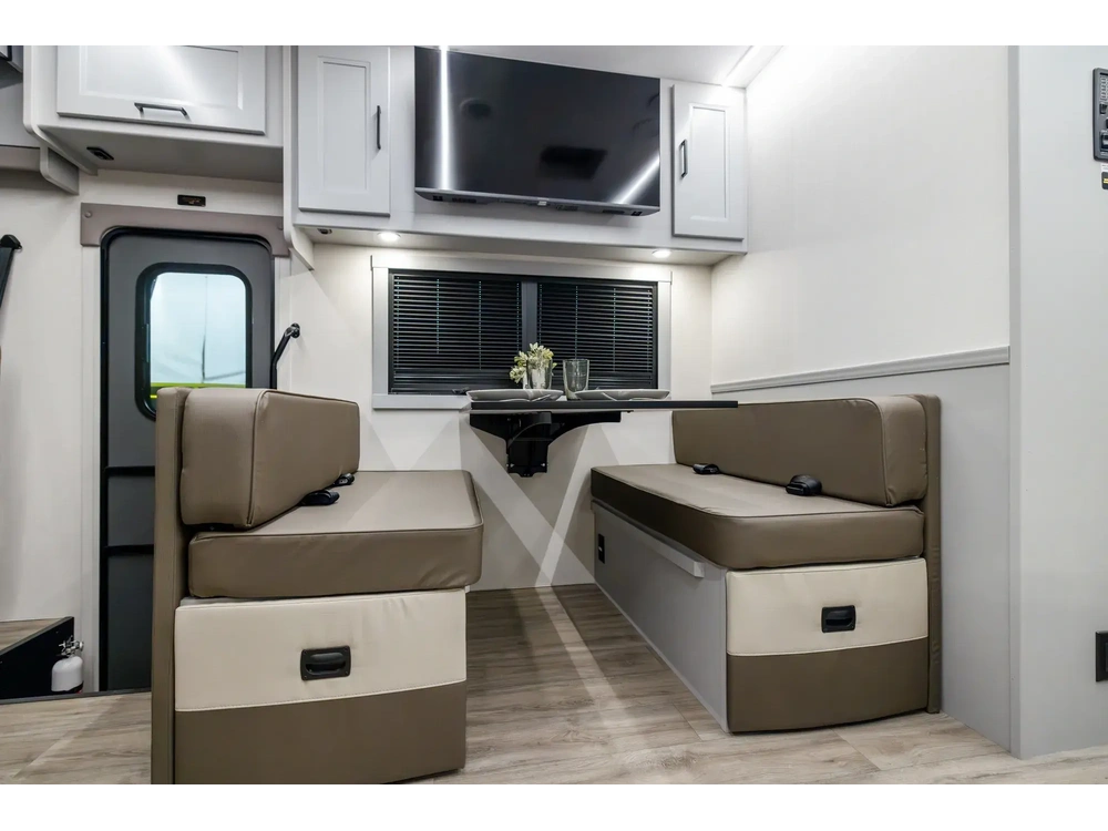 Coachmen Mirada Class A Mirada Class A 29FW 2027