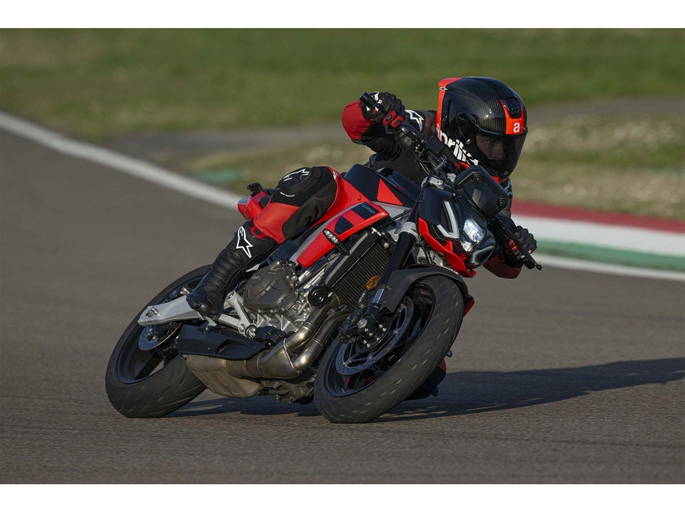 2027 Aprilia Tuono 457 Tuono 457 Mantis Purple