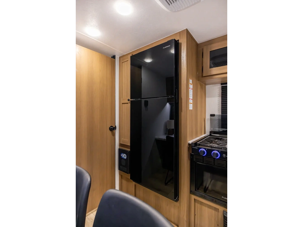 2027 Coachmen Apex Nano Apex Nano 181RB alt