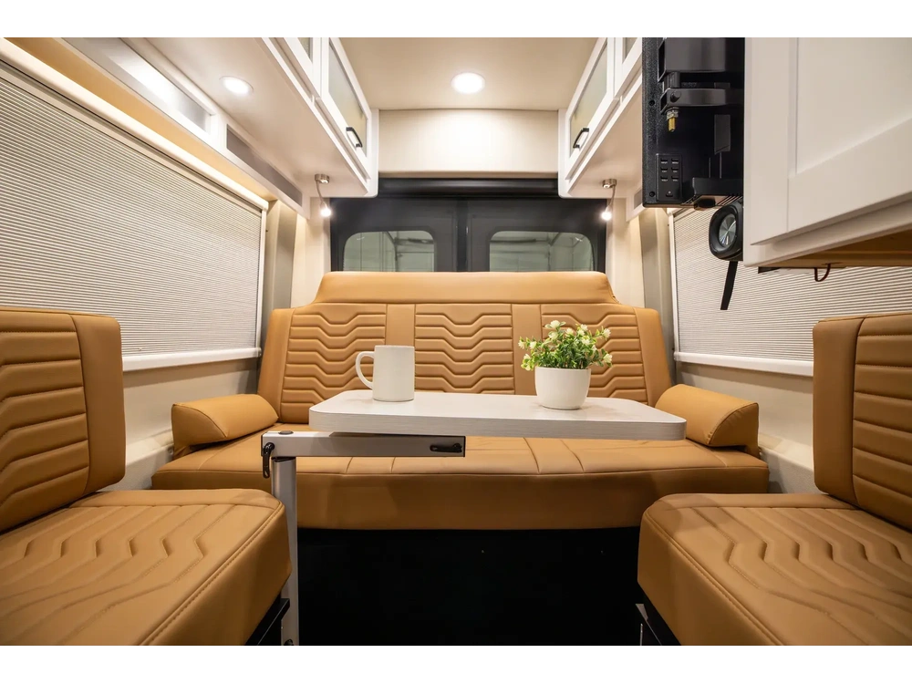 2027 Coachmen Beyond Class B Beyond Class B 22C alt