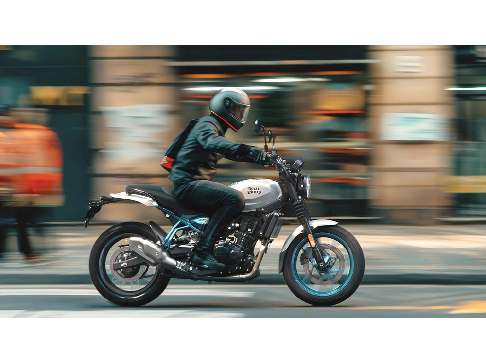 2026 Royal Enfield Royal Enfield Guerrilla 450 Royal Enfield Guerrilla 450 Brava Blue