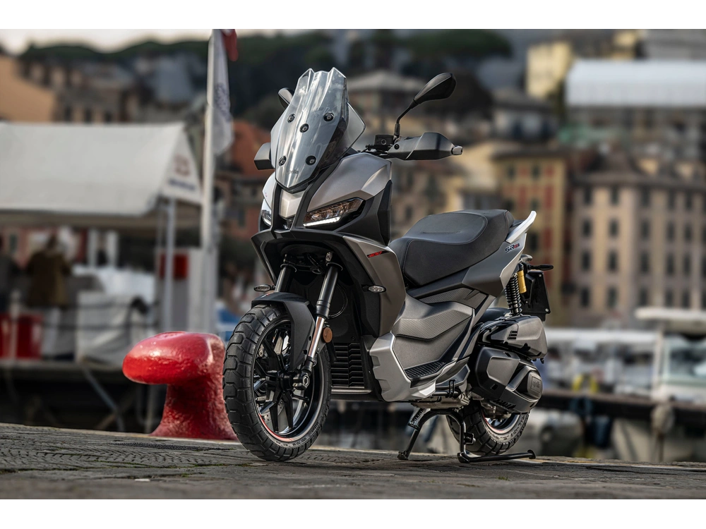 2027 Aprilia SR GT 400 SR GT 400 Dusty Grey