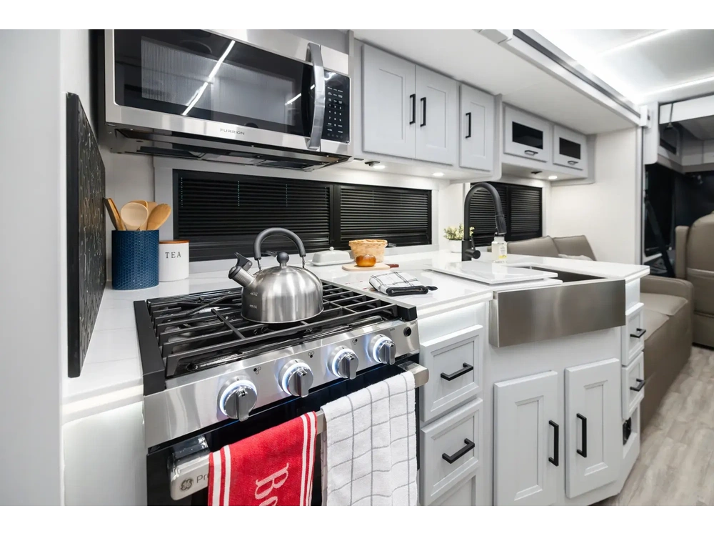 2027 Coachmen Mirada Class A Mirada Class A 29FW
