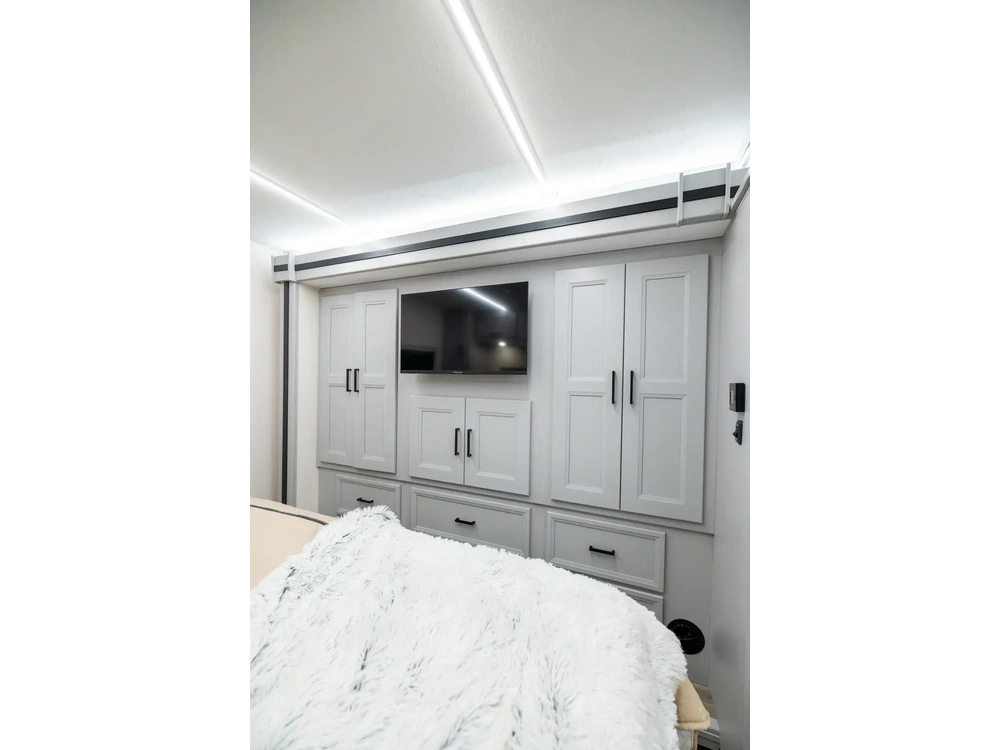 2027 Coachmen Mirada Class A Mirada Class A 29FW