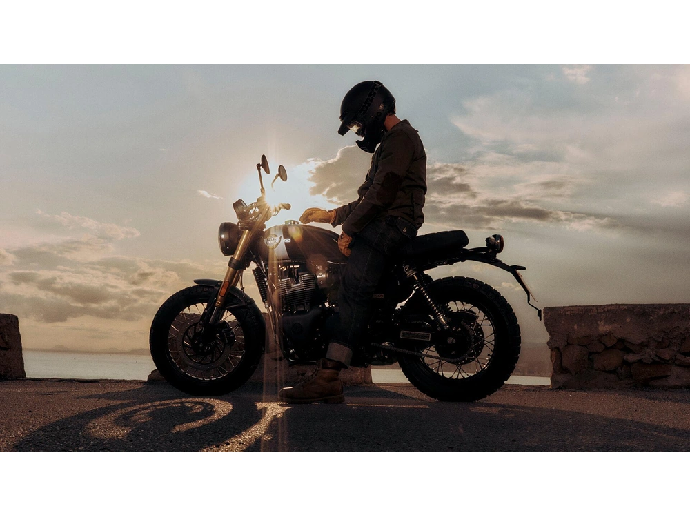 2026 Royal Enfield The Bear 650 The Bear 650 Boardwalk White