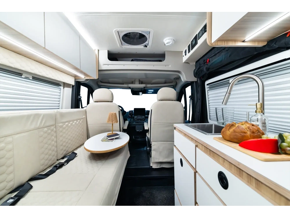 2027 Coachmen Coachmen Pixel Class B Motorhome Coachmen Pixel Class B Motorhome P1.8RB alt