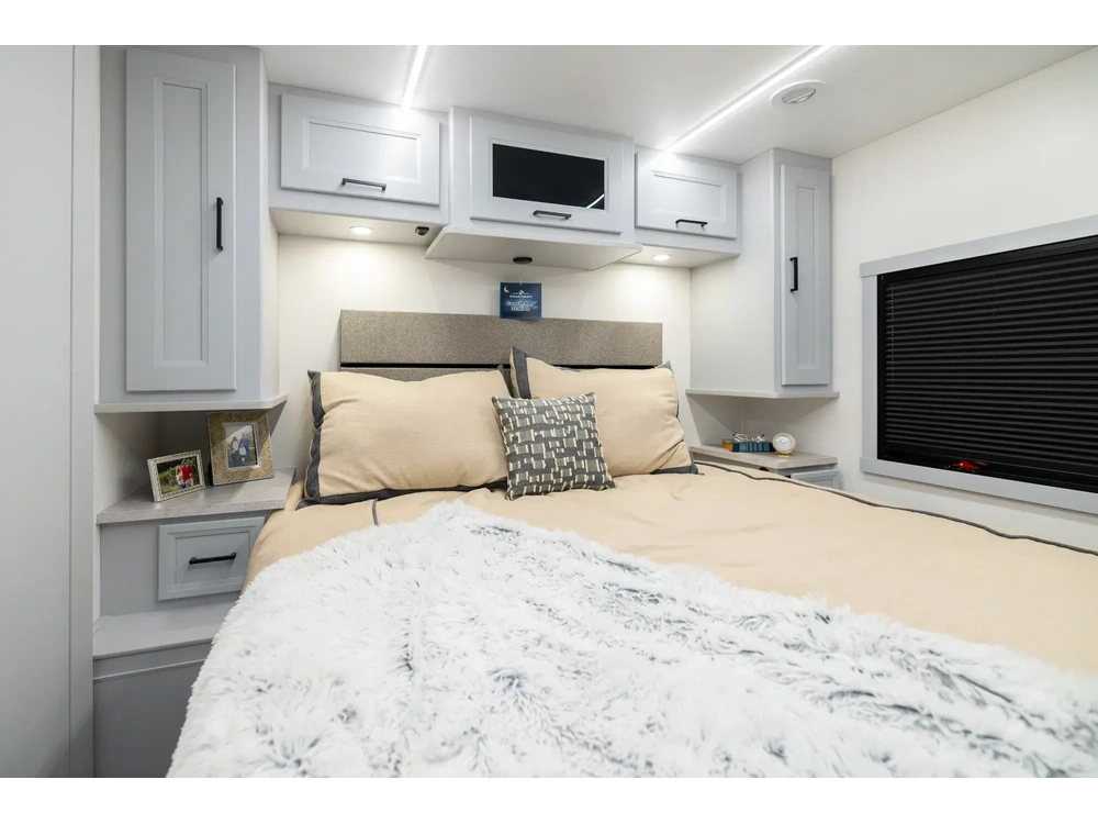 Coachmen Mirada Class A Mirada Class A 29FW 2027