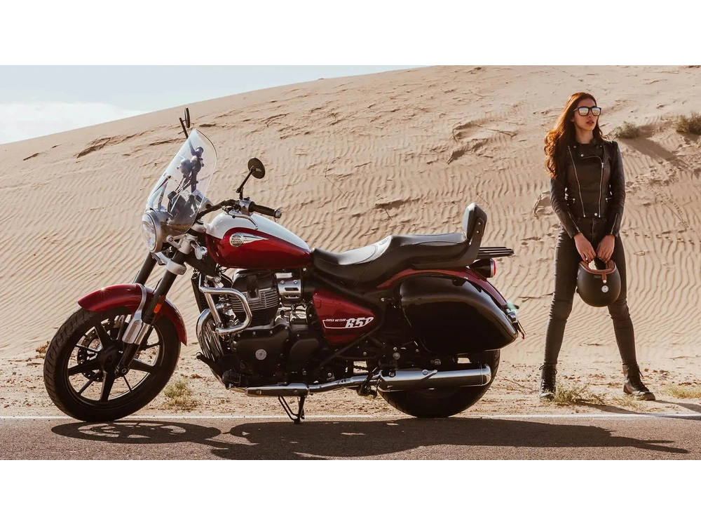 2026 Royal Enfield Super Meteor 650 Super Meteor 650 ASTRAL BLACK