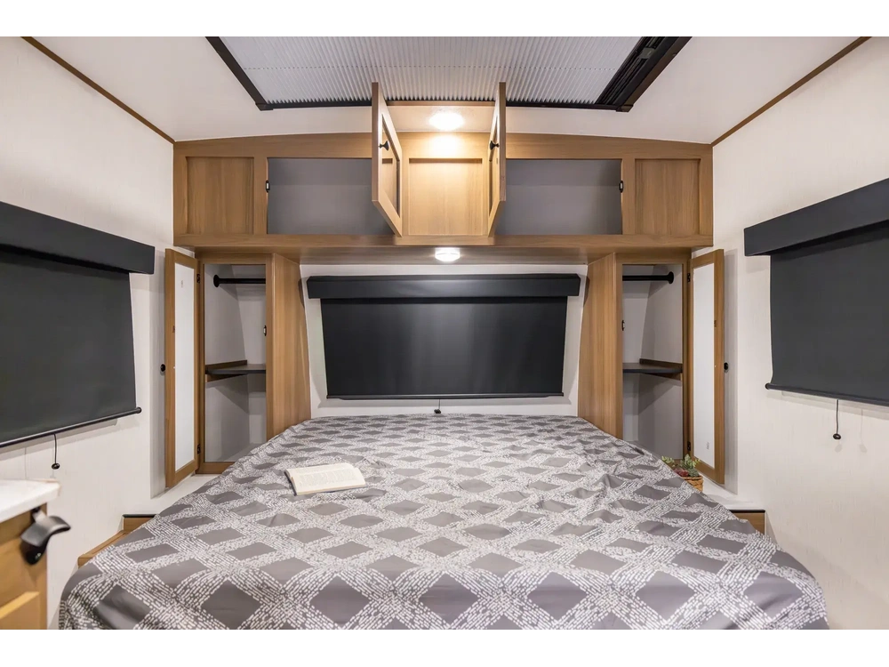 Coachmen Apex Nano Apex Nano 181RB 2027 alt