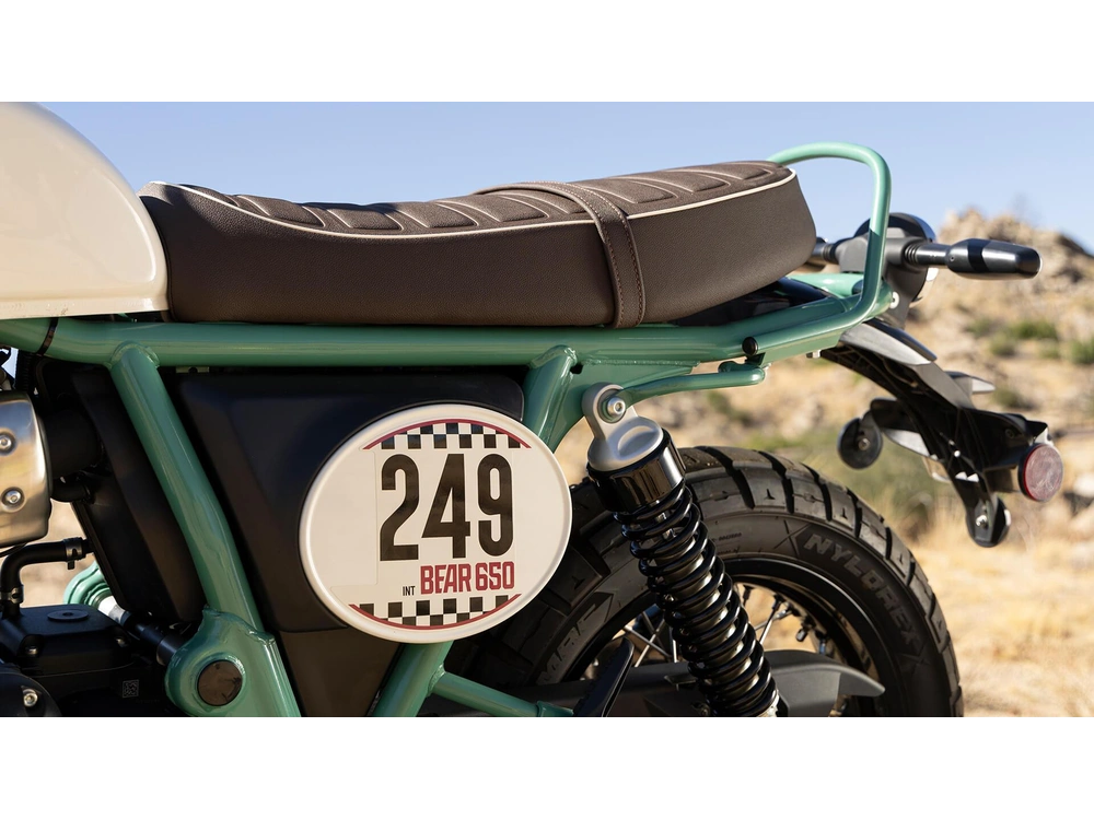 2026 Royal Enfield The Bear 650 The Bear 650 Boardwalk White