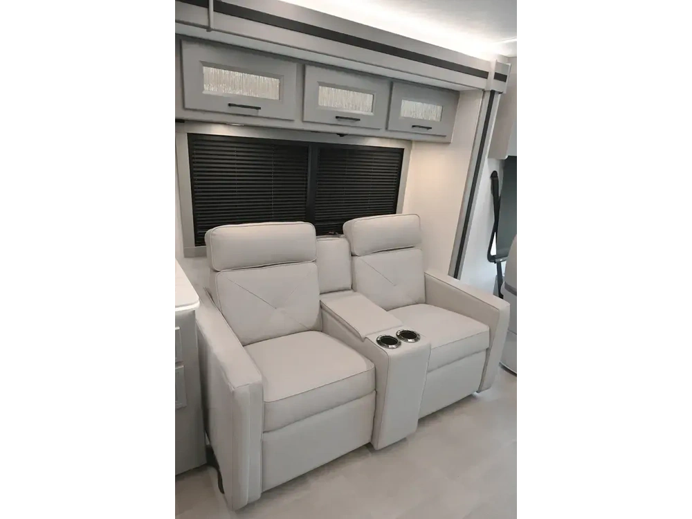 Coachmen Sportscoach Rear Diesel Class A Sportscoach Rear Diesel Class A 402TS 2027 alt
