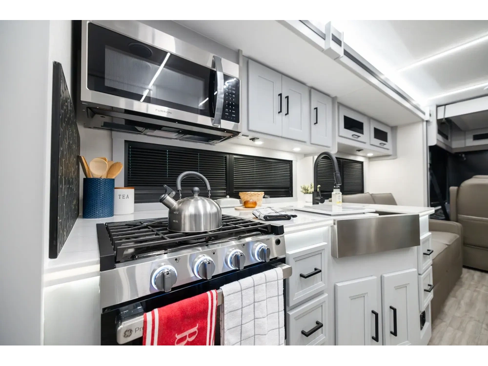 Coachmen Mirada Class A Mirada Class A 29FW 2027