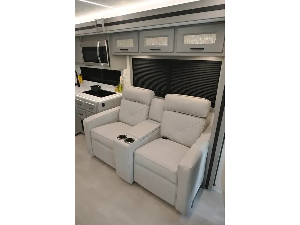 Coachmen Sportscoach Rear Diesel Class A Sportscoach Rear Diesel Class A 402TS 2027 alt
