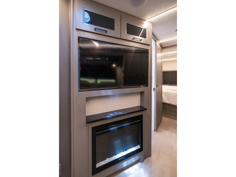 Coachmen Encore Class A Motorhome Encore Class A Motorhome 335FS 2027 alt