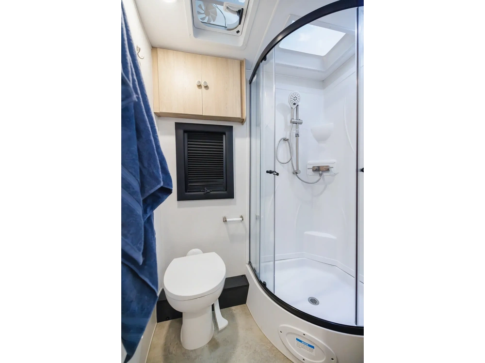 2027 Coachmen Concord Class C Concord Class C 320SS alt