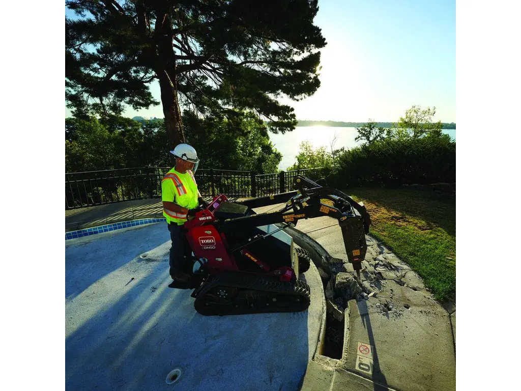 Toro eDingo® TX 750 Electric Track Loader, Wide 2026