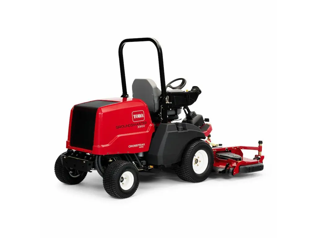 Toro Groundsmaster® 3300 – 27,9 kW (37,4 cv) avec CrossTrax® 4RM 2026