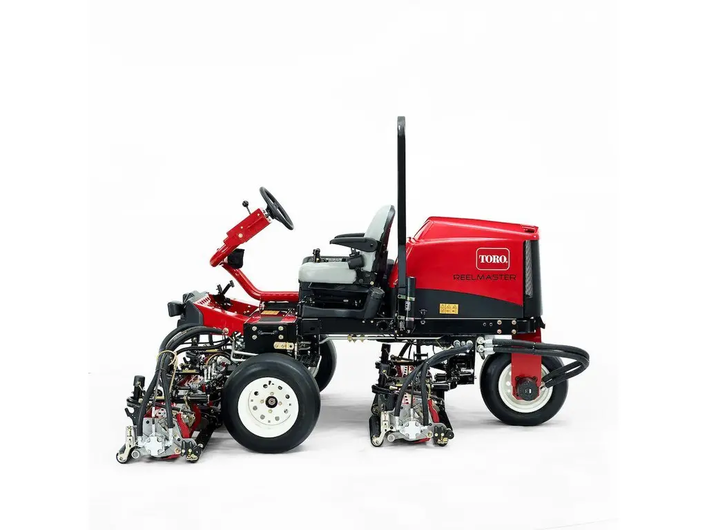 Toro Reelmaster® 3575-D avec cylindres de coupe de 17,8 cm (7 po) 2026