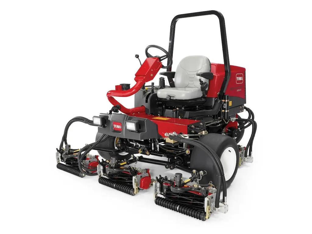 Toro Reelmaster® 3550, largeur de coupe de 208 cm (82 po) 2026