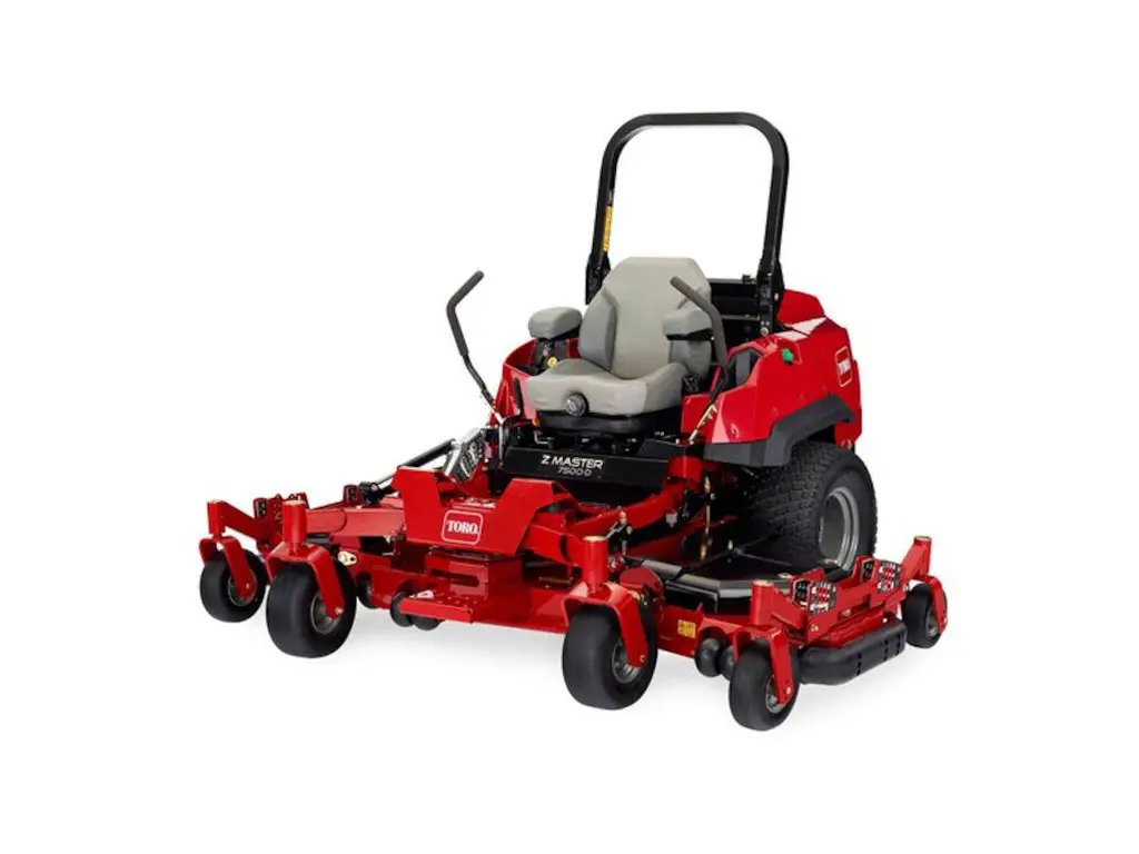 Toro Série 7500-D de 244 cm (96 po), 27,6 kW (37 cv), 1 642 cm³, diesel, éjection arrière 2026