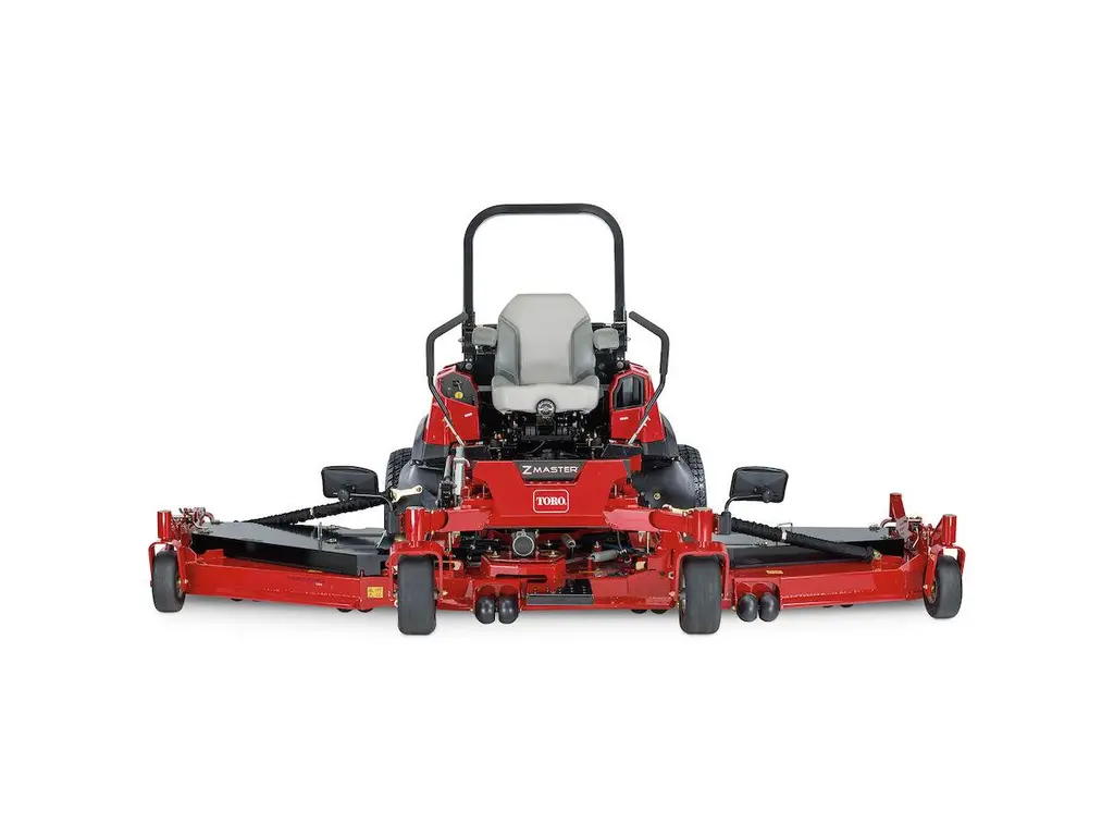 Toro Série 7500-D de 366 cm (144 po), 32,8 kW (44 cv), 1 568 cm³, diesel, éjection arrière 2026