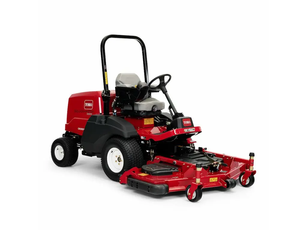Toro Groundsmaster® 3300 – 27,9 kW (37,4 cv) avec CrossTrax® 4RM 2026