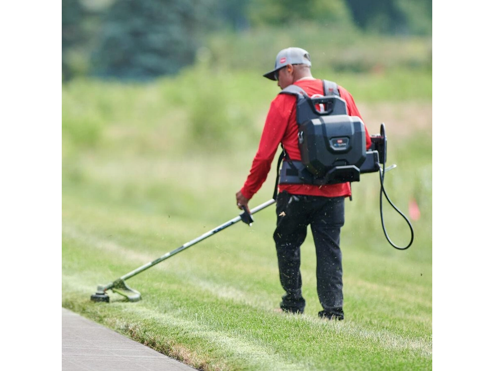 2026 Toro 60V MAX* Revolution® 16 in. (40.6 cm) Brushless String Trimmer - Battery Not Included 60V MAX* Revolution® 16 in. (40.6 cm) Brushless String Trimmer - Battery Not Included
