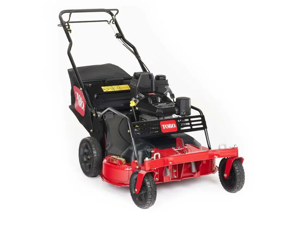 Toro TurfMaster® HDX de 76 cm (30 po) avec roues pivotantes 2026