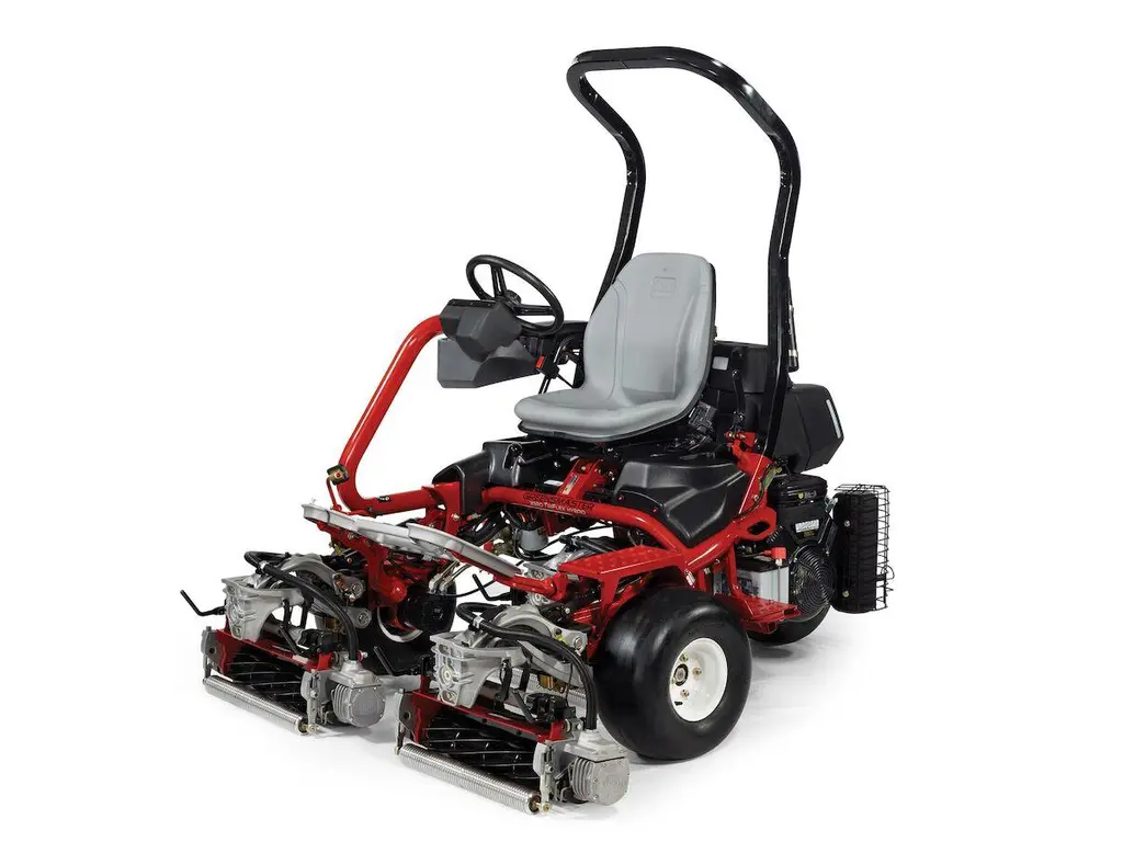 Toro Greensmaster® TriFlex™ 3320 à essence avec cylindres électriques 2026