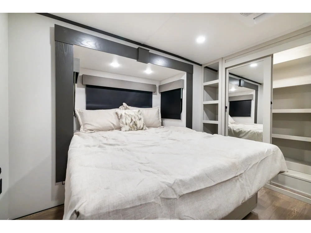 2027 Forest River Sanibel Sanibel 34LOUNGE